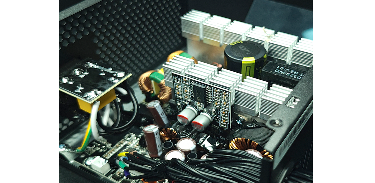 AINAR 艾納爾 EX650 電源供應器 電源架構